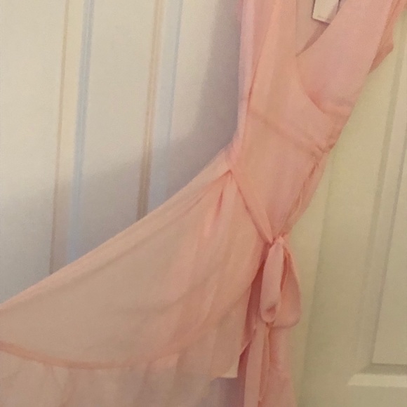 Baby Pink chiffon wrap dress - Picture 4 of 6